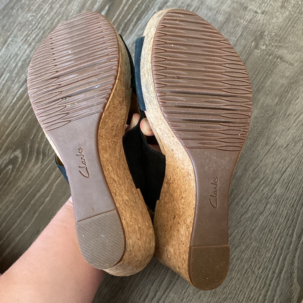 Clark’s Wedges - Picture 7 of 7